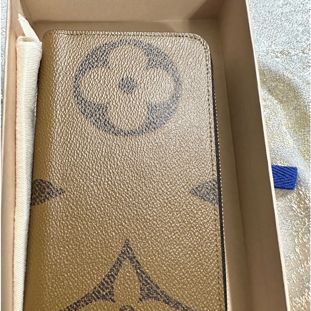 Louis Vuitton Wallet